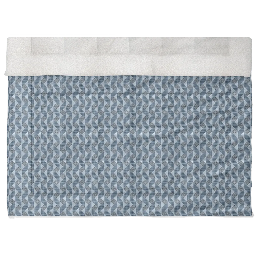 Luxury Flannel & Sherpa Comforter Set | Patchwork Snowflake - Winter Day