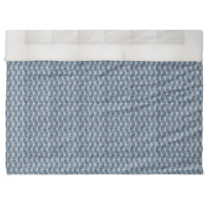 Luxury Flannel & Sherpa Comforter Set | Patchwork Snowflake - Winter Day