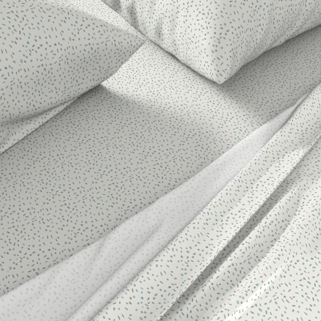 Form &amp; Field™ Sheet Set – Dot Dash (Watery)