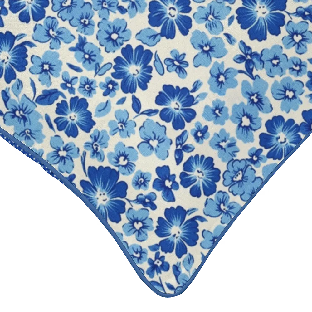 Vintage Cottage Pillow Trio – Bonnie