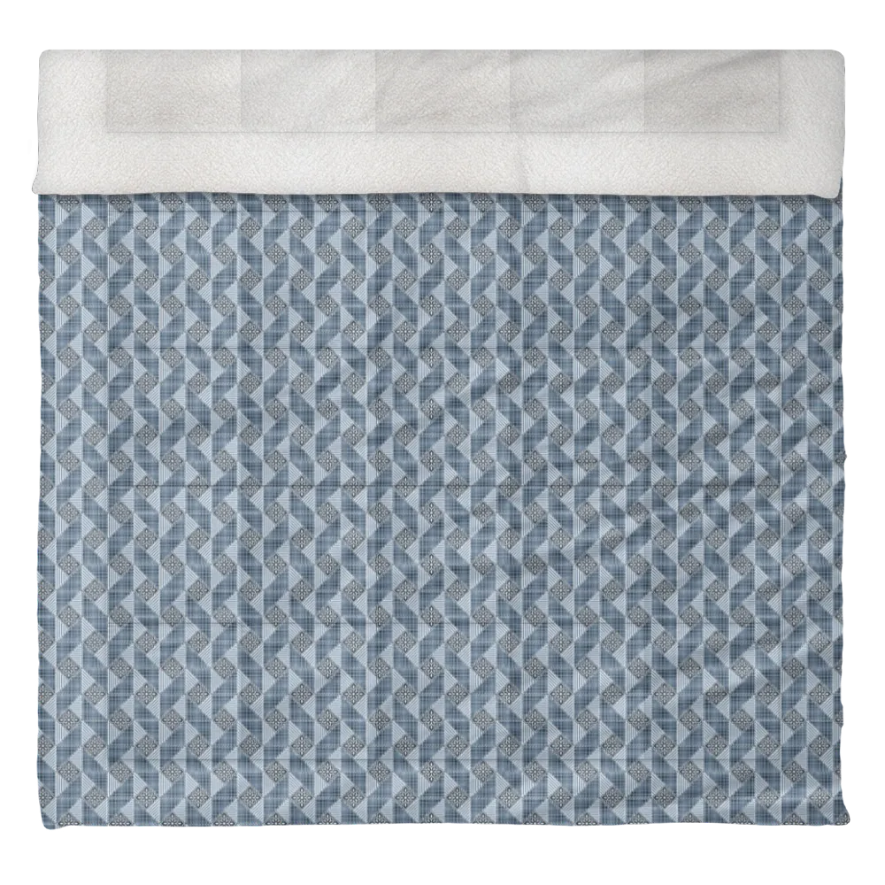 Luxury Flannel & Sherpa Comforter Set | Patchwork Snowflake - Winter Day