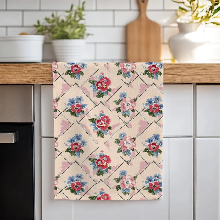 Winifred Tea Towel Set (4) | Vintage Cottage Collection