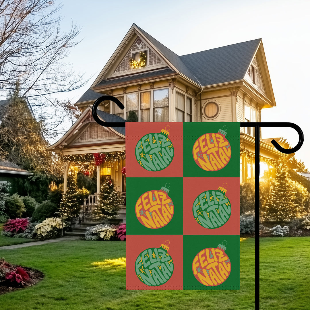 Double-sided Garden & House Banner / Groovy Baubles / Merry Christmas (Feliz Natal) - Portuguese (Português)