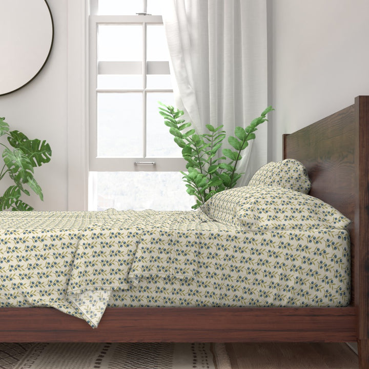 Sunlit Garden™ Sheet Set