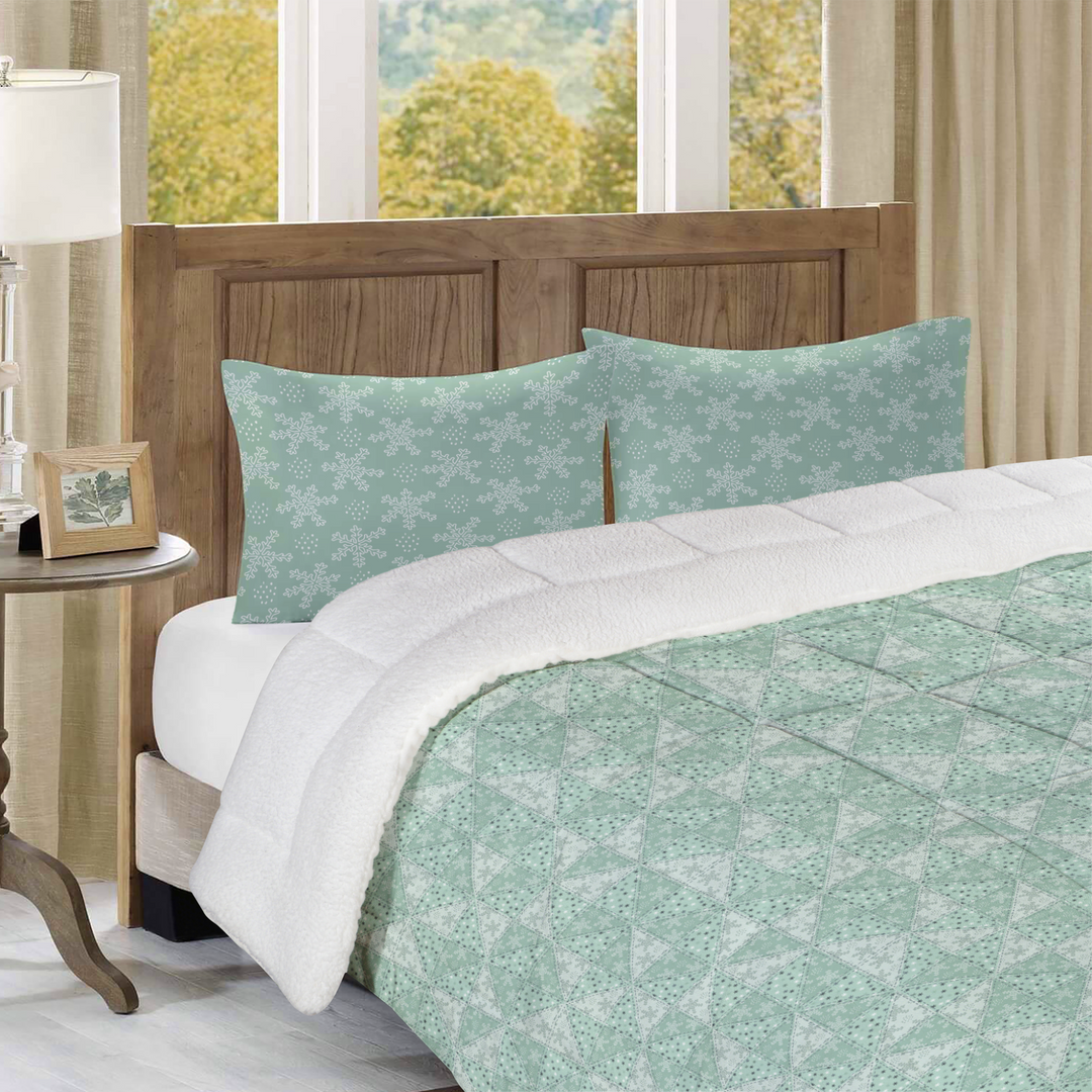Luxury Flannel & Sherpa Comforter Set | Patchwork - Pinwheel - Snow - Mint