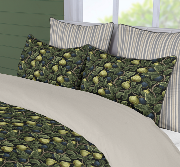 Verdant Fig™ Piped Edge Duvet Cover Set - Verdant Fig